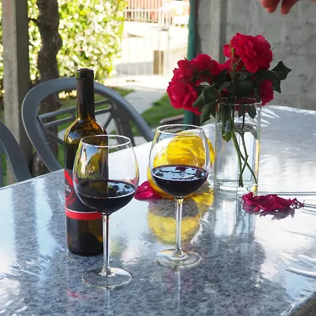 Mit Terrasse Und Seeblick Und Garten Appartamento *