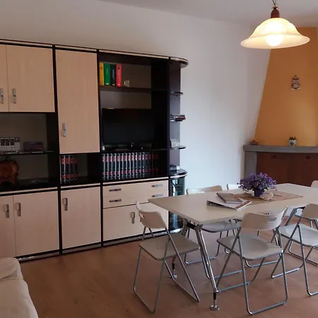 Appartamento Mit Terrasse Und Seeblick Und Garten *